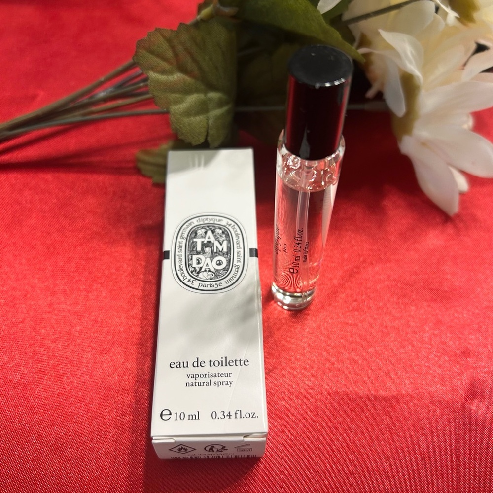 Diptyque Tam Dao Eau De Toilette Spray - 10ml
